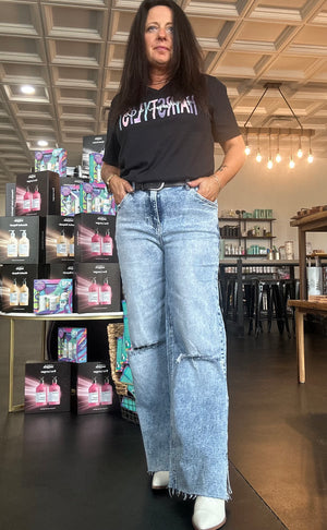 Risen Straight Leg Jeans